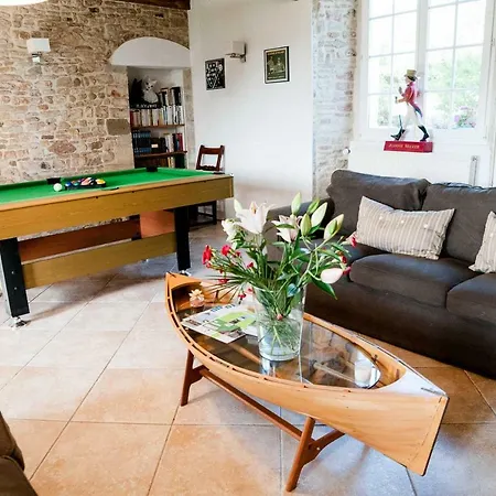 La Demeure D'ervee * Изиньи-сюр-Мер