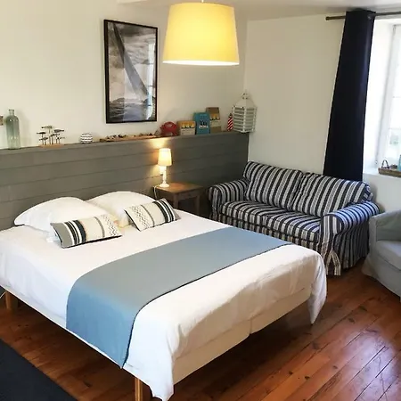 La Demeure D'ervee Дом отдыха Изиньи-сюр-Мер