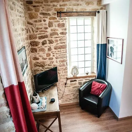 La Demeure D'ervee Nyaraló